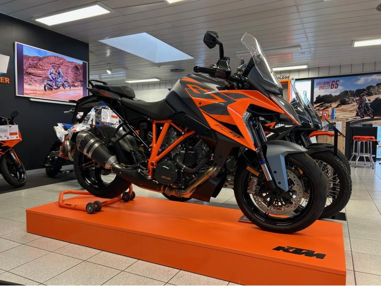 KTM 1290 SUPER DUKE GT 2024 TECH PACK | 200KMS | 269€/MOIS