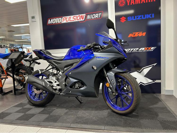 YAMAHA YZF-R 125 | 3900KMS | 109€/MOIS