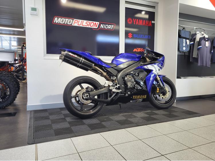 YAMAHA YZF 1000 R1 2004 | 35000KMS | 129€/MOIS