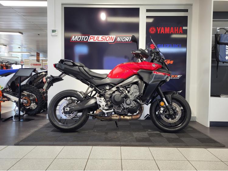 YAMAHA TRACER 9 Y-AMT 2025 | 1500KMS | 199€/MOIS