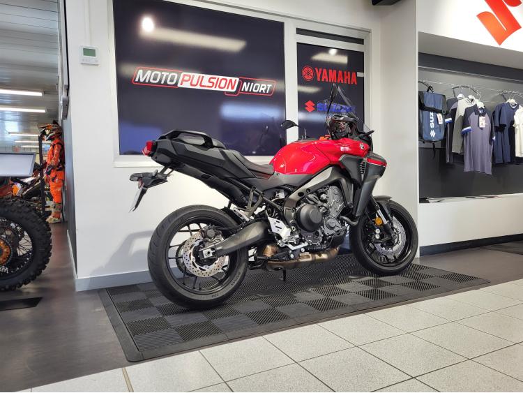 YAMAHA TRACER 9 Y-AMT 2025 | 1500KMS | 199€/MOIS