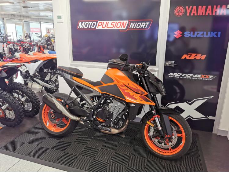KTM 990 DUKE | 1800KMS | 195€/MOIS