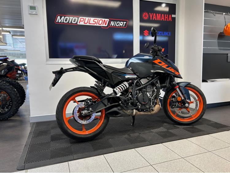 KTM 125 DUKE 2024 BLEU | 10300KMS | 79€/MOIS