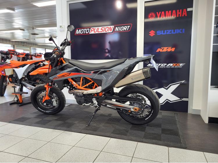KTM 690 SMC R A2