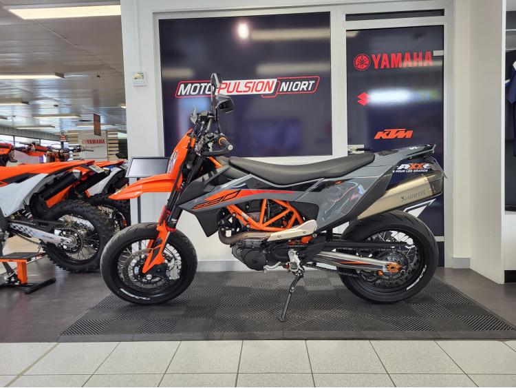 KTM 690 SMC R A2
