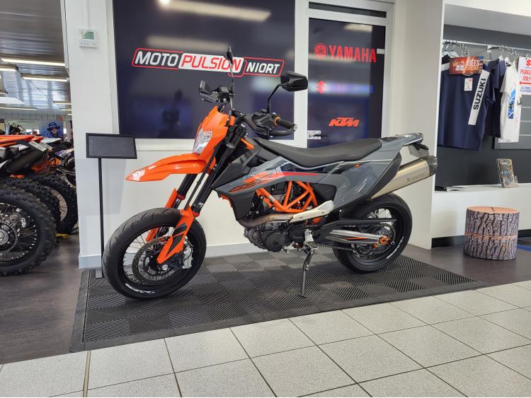 KTM 690 SMC R A2