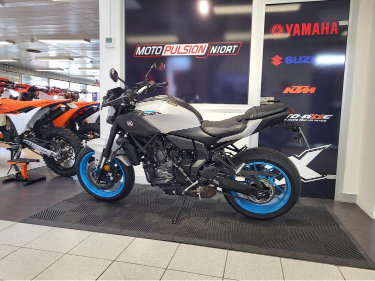 YAMAHA MT-07 (47.5CV) A2 2025 ICE STORM ABS