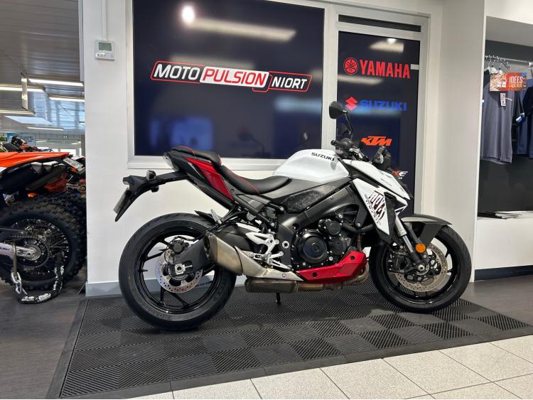 SUZUKI GSX-S 950 A2